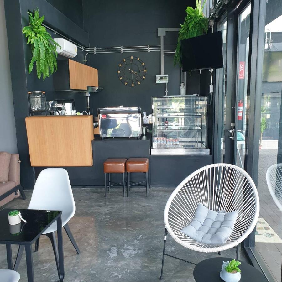 De Vine House Hotel Roi Et Eksteriør billede