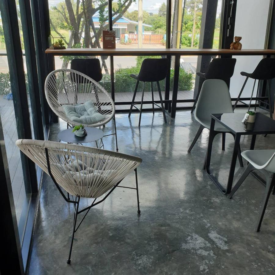 De Vine House Hotel Roi Et Eksteriør billede
