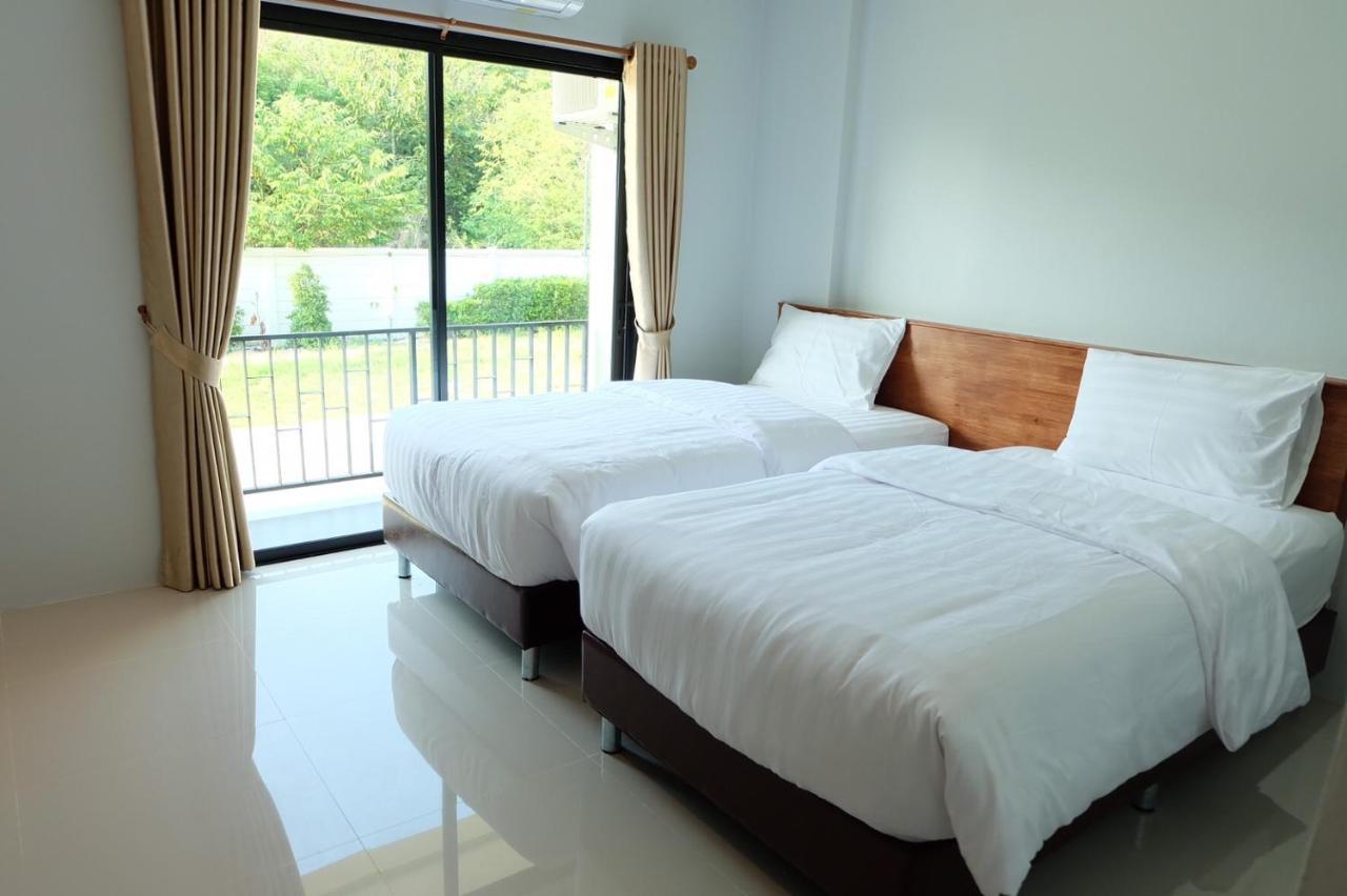 De Vine House Hotel Roi Et Eksteriør billede