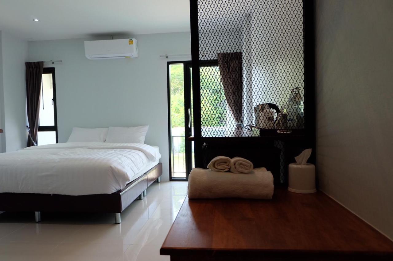 De Vine House Hotel Roi Et Eksteriør billede
